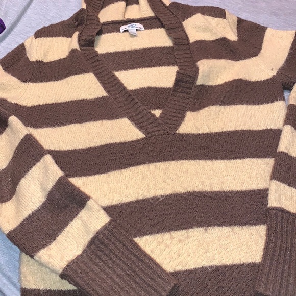 SO Sweaters - Large L Women’s Hooded V-Neck Sweater SO Tan & Brown